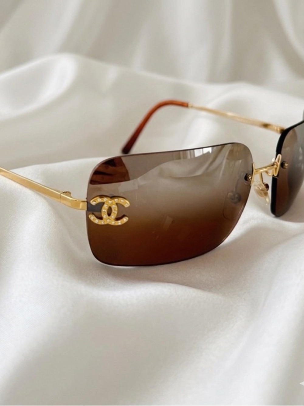 CHANEL Brown Rimless Sunglasses with Gold CC Accents - Picture 6 of 14